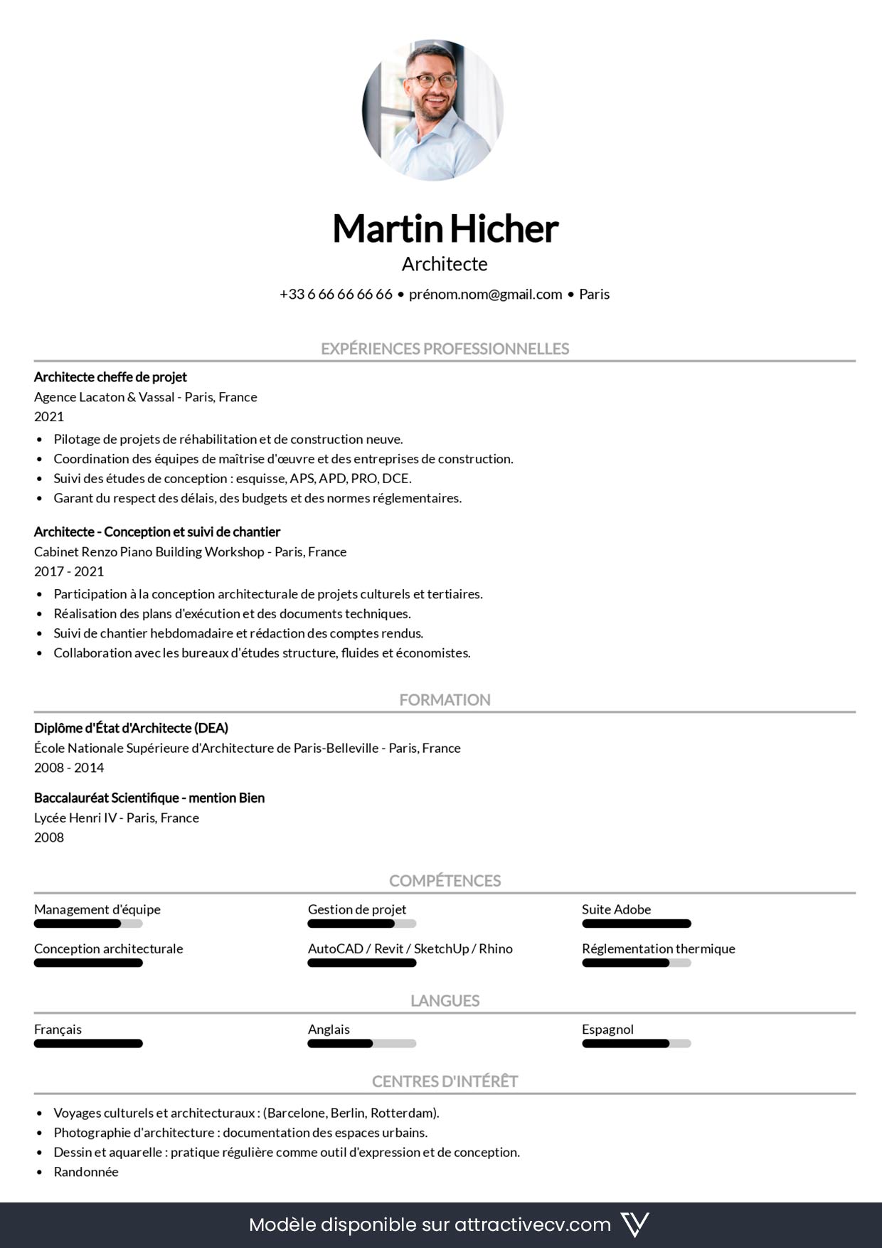Modèle de CV d'architecte classique et épuré